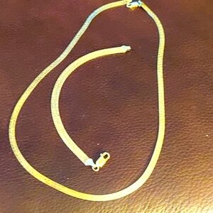 Gold Toned Necklace & Bracelet